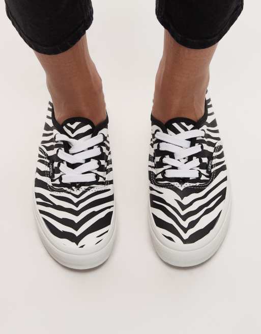 Zapatillas de deporte con estampado de cebra de Vans Authentic, 3 de 5