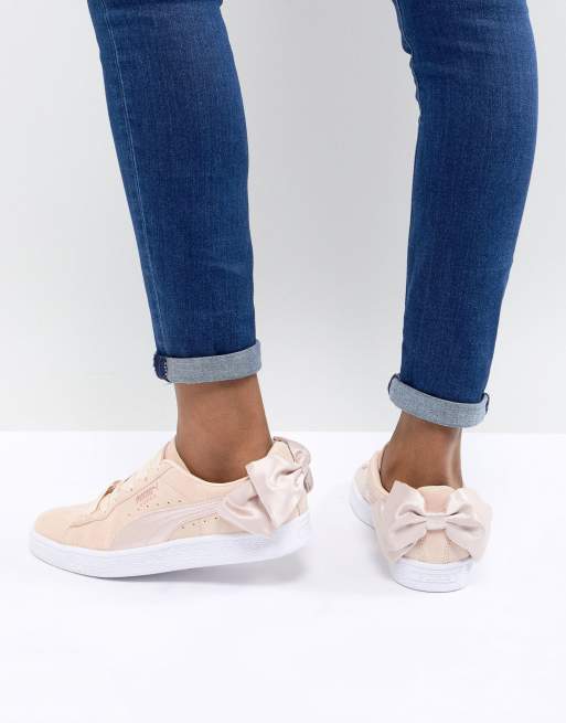 Larry Belmont En riesgo Resplandor Zapatillas de deporte de ante rosa con lazo Valentines de Puma | ASOS