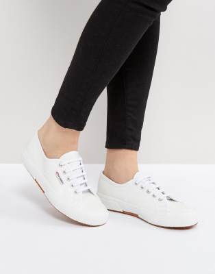 superga cuero blanco