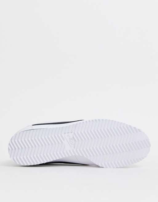 Zapatillas de deporte de cuero en blanco y negro Classic Cortez de Nike Zapatillas de deporte de cuero en blanco y negro Classic Cortez de Nike