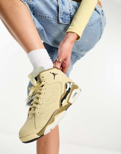 Zapatillas de deporte dorado equipo y marrón sombra 3 Peat de Jordan, 4 de 4