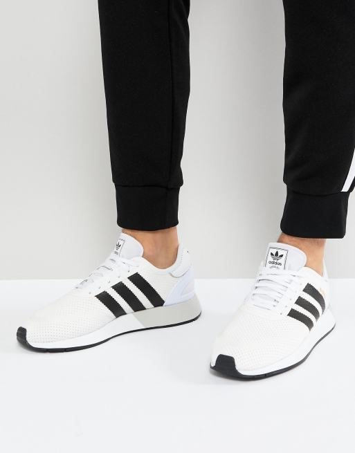 puerta Puntero sistemático Zapatillas de deporte en blanco AH2159 N-5923 de adidas Originals | ASOS