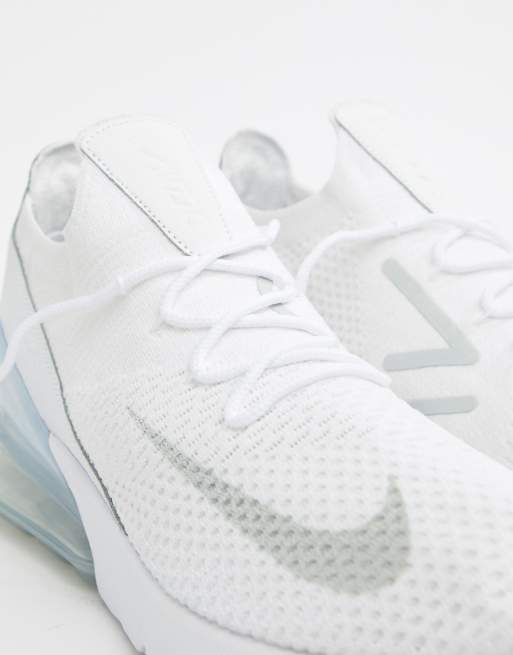Zapatillas de deporte en blanco Air Max 270 Flyknit AO1023 102 de Nike Zapatillas de deporte en blanco Air Max 270 Flyknit AO1023 102 de Nike