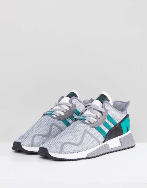 Zapatillas de deporte en gris AH2232 de adidas | ASOS