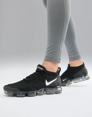Zapatillas de deporte en negro 942842-001 Air VaporMax Flyknit 2 de Nike  Running | ASOS