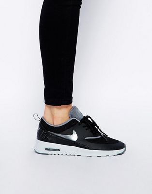 Zapatillas de deporte en negro Air Max Thea de Nike | ASOS