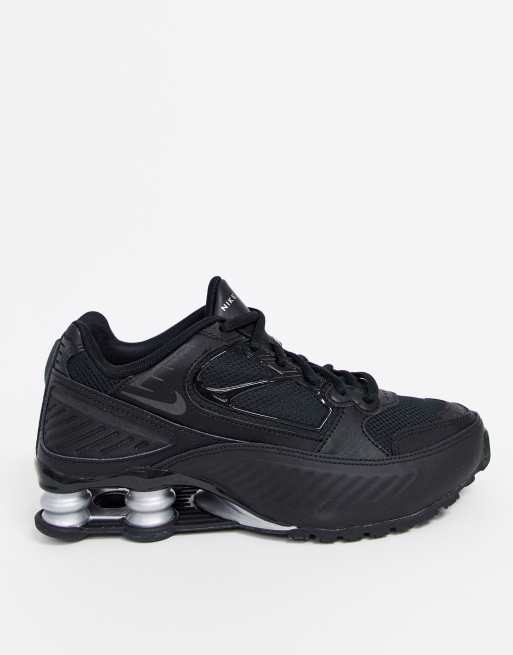 Zapatillas de deporte en negro y plateado Shox Enigma 9000 de Nike, 4 de 4