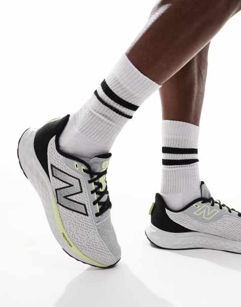 Zapatillas de deporte grises Arishi de New Balance Running - view 1
