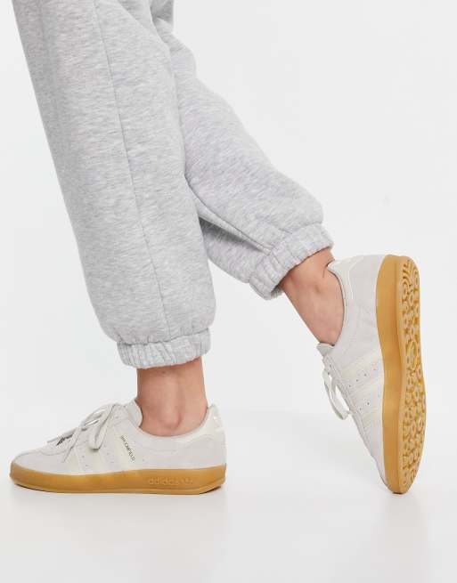 Zapatillas de deporte grises suela de goma Bloomfield de adidas Originals | ASOS