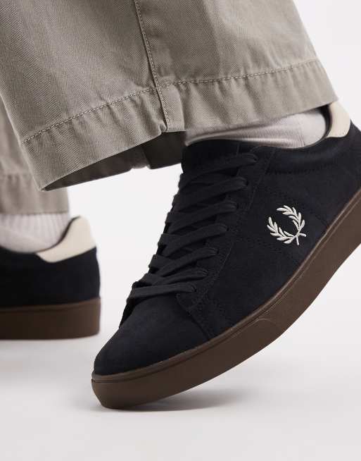 Zapatillas de deporte grises con suela de goma marrón de ante Spencer de Fred Perry, 4 de 5