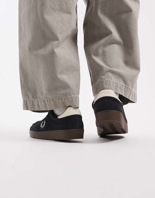 Zapatillas de deporte grises con suela de goma marrón de ante Spencer de Fred Perry, 5 de 5