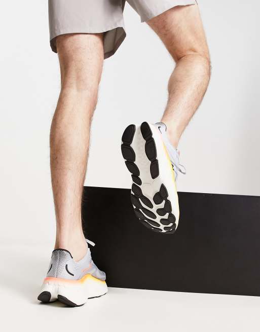 Zapatillas de deporte grises Fresh Foam More de New Balance Running, 3 de 4
