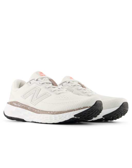 Zapatillas de deporte grises Fresh Foam X Evoz V4 de New Balance, 2 de 4