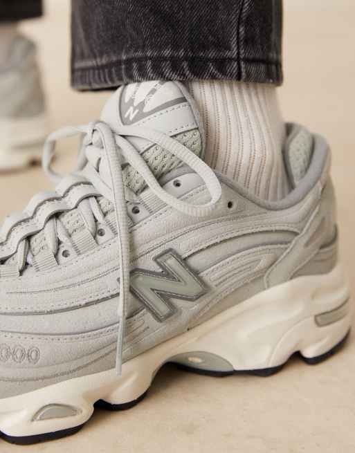 Zapatillas de deporte grises unisex M1000 de New Balance, 4 de 5
