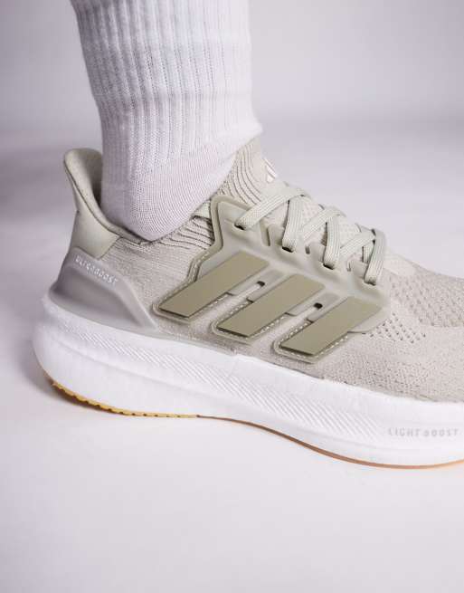 Zapatillas de deporte grises y beis Ultraboost 5 de adidas Running, 3 de 5