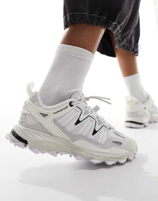 Zapatillas de deporte grises y blancas Hyperturf de adidas Originals