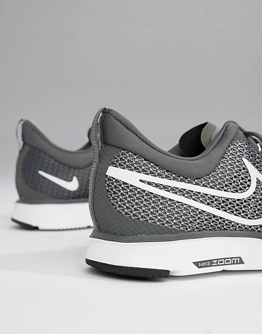 Asser Lijadoras cicatriz Zapatillas de deporte grises Zoom Strike AJ0189-002 de Nike Running | ASOS