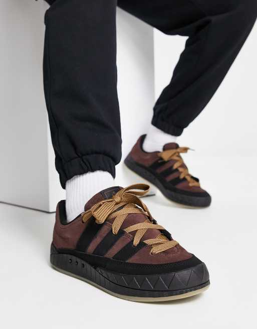 Zapatillas de deporte marrones con de Adimatic de adidas Originals |