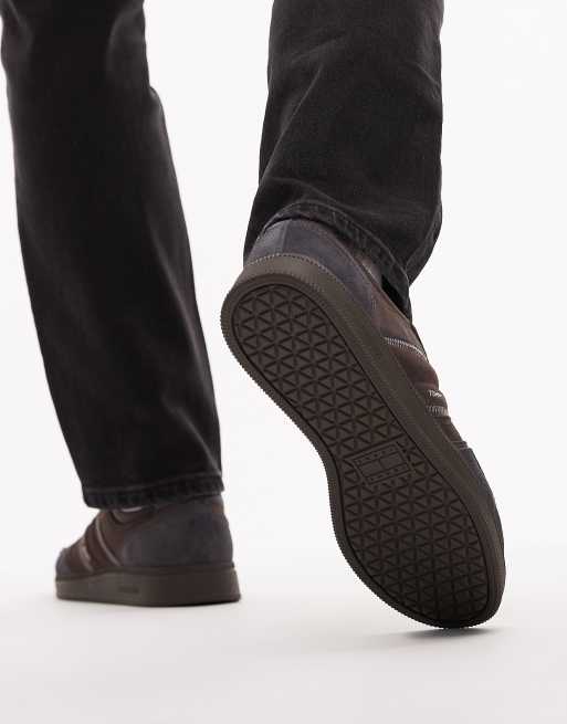 Zapatillas de deporte marrones de ante Greenwich de Tommy Hilfiger, 4 de 5