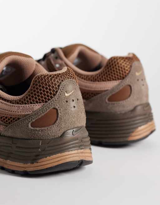 Zapatillas de deporte marrones de ante P-6000 de Nike, 2 de 5
