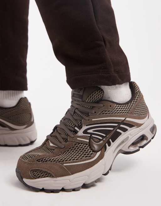 Zapatillas de deporte marrones y grises de ante Air Max Moto 2K de Nike, 3 de 5
