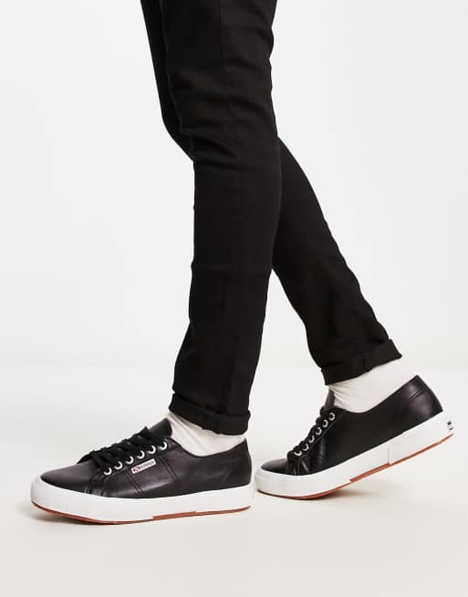 Zapatillas de deporte negras 2750 de Superga ASOS