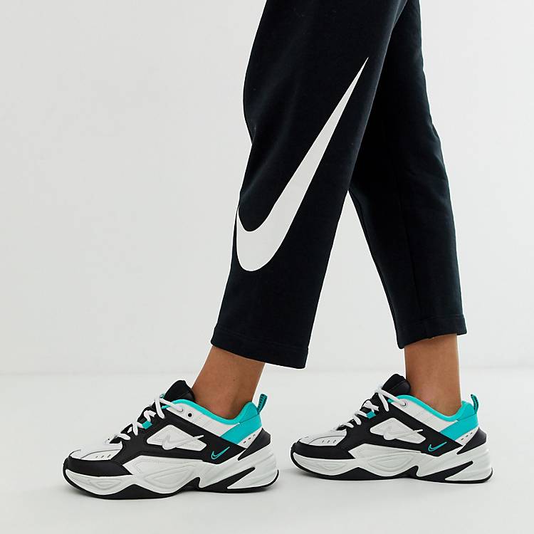 Найк мягкие. Nike m2k Tekno белые с черным. Кроссовки найк Текно. Кроссовки Nike m2k Tekno черно белые. Nike m2k Tekno зеленые.