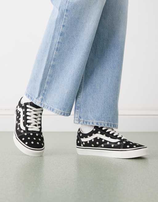 Zapatillas de deporte negras con de talle de flores bordadas Old Skool de Vans, 4 de 4
