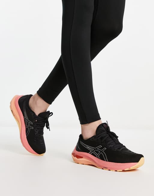 Zapatillas de deporte negras con suela en contraste de estabilidad GT-2000  11 de Asics Running | ASOS