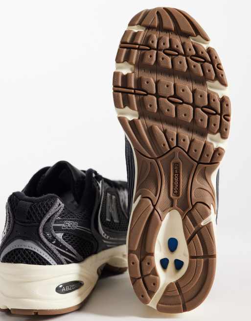 Zapatillas de deporte negras de charol 530 de New Balance, 5 de 5