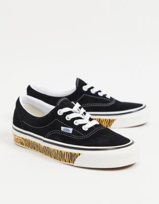 vans negras era