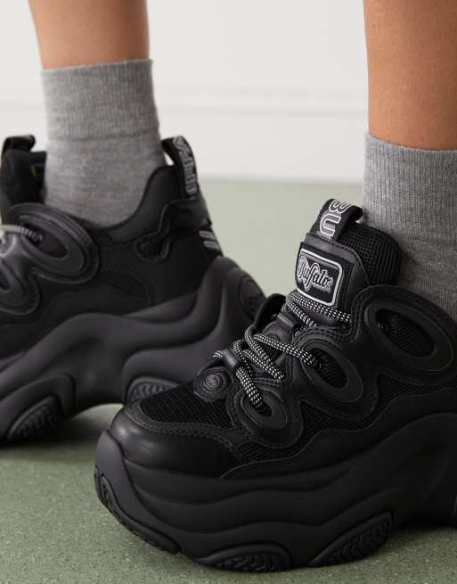 Zapatillas de deporte negras Prowler de Buffalo ASOS