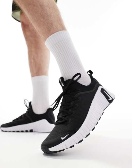 Zapatillas de deporte negras y blancas Free Metcon 6 de Nike Training ASOS