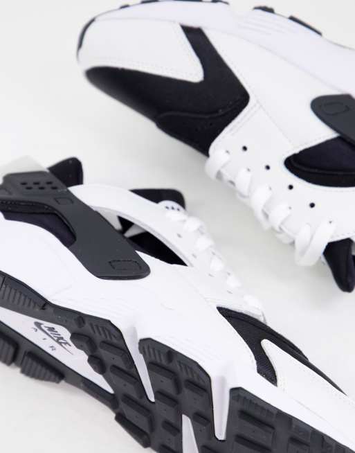 Nike huarache negras online y blancas