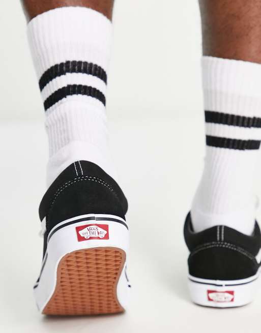Zapatillas de deporte negras y blancas Old Skool de Vans , 2 de 4
