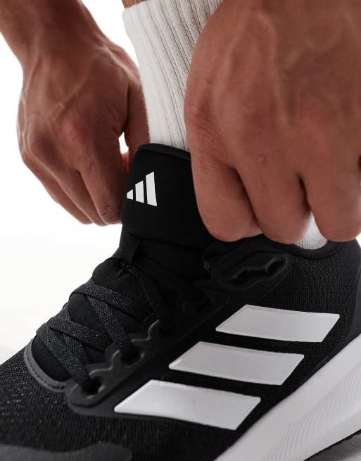 Zapatillas de deporte negras y blancas RunFalcon de adidas Running, 4 de 5