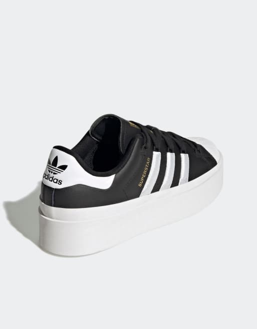 Superstars negras y outlet blancas