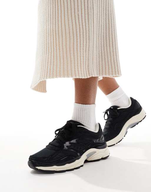 Zapatillas de deporte negras y crema Originals Progrid Omni 9 de Saucony