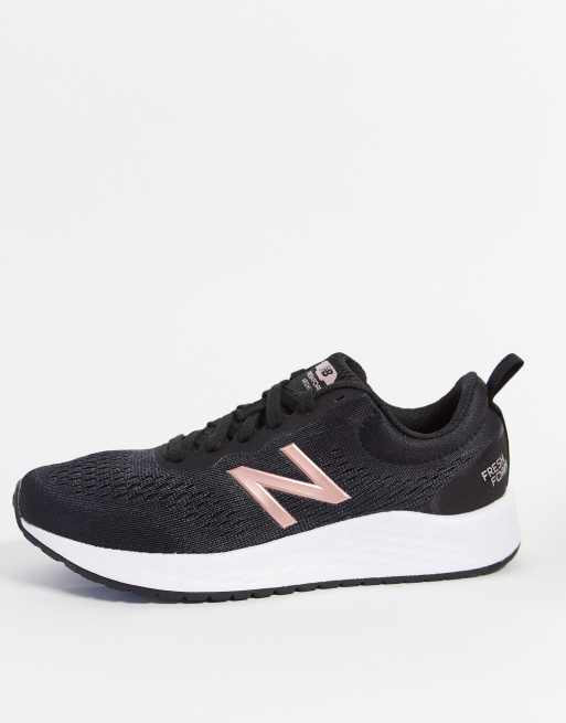 Zapatillas new balance discount negras con dorado