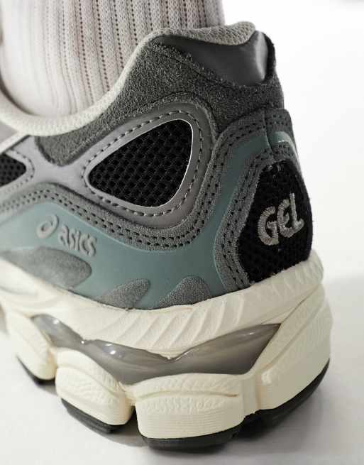 Zapatillas de deporte negras y gris cemento unisex Gel-NYC de Asics, 4 de 5