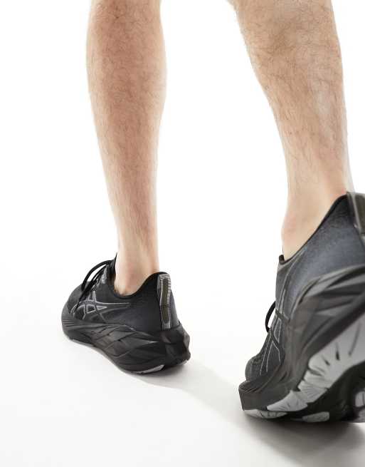 Zapatillas de deporte negras y gris grafito Novablast 4 de Asics Running, 6 de 6