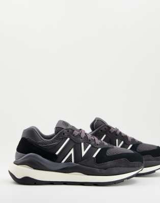 new balance negras y grises