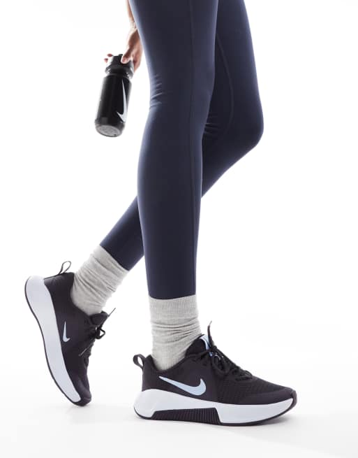 Zapatillas de deporte negras y moradas MC 3 de Nike Training, 5 de 5