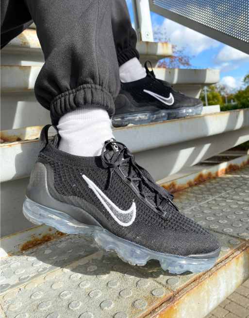 Todo tipo de Patria asiático Zapatillas de deporte negras y plateadas Air Vapormax 2021 FK de Nike | ASOS