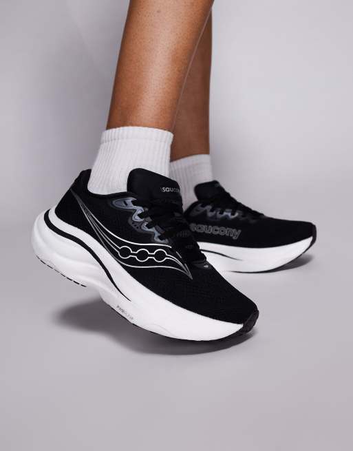 Zapatillas de deporte negras y plateadas para correr Ride 19 de Saucony, 4 de 5