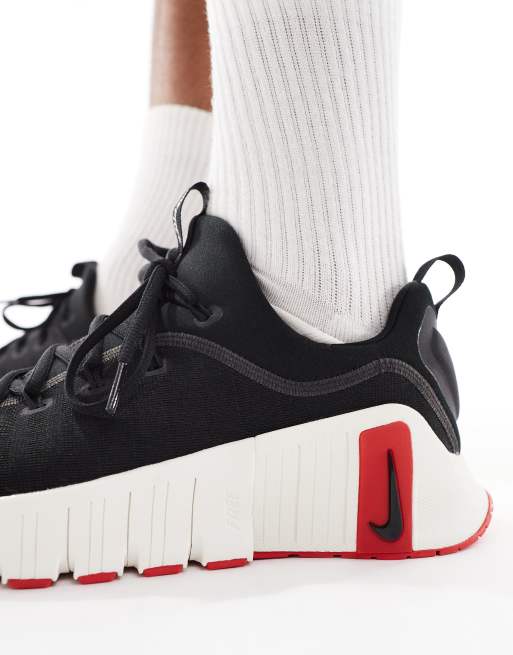 Zapatillas de deporte negras y rojas Free Metcon 6 de Nike Training, 4 de 5