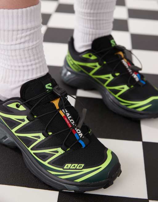 Zapatillas de deporte negras y verde neón XT-6 de Salomon, 3 de 5