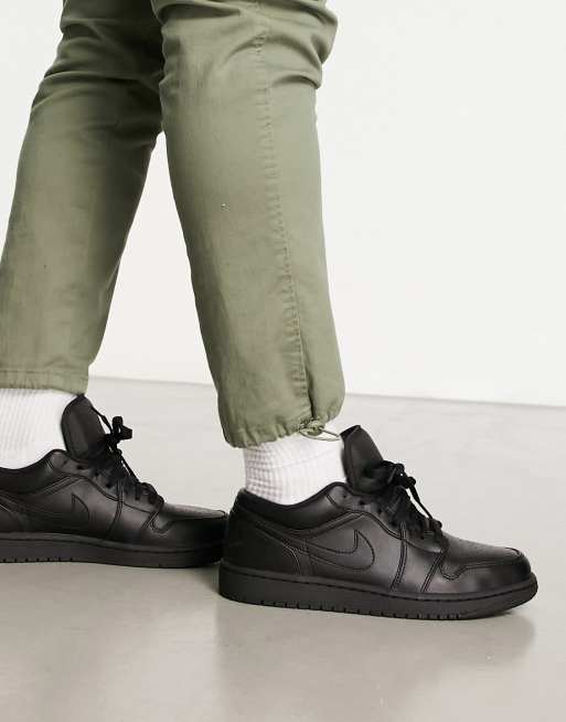 Zapatillas de deporte negro triple Air Jordan 1 Low de Jordan , 3 de 4