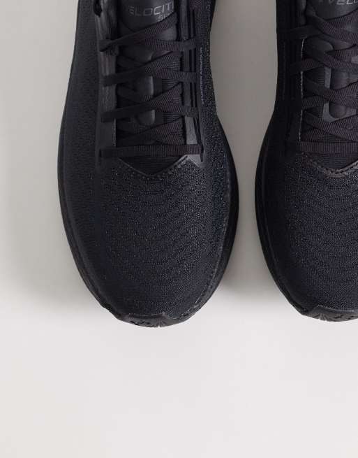Zapatillas de deporte negro triple para correr Velociti Speed de Under Armour, 2 de 5