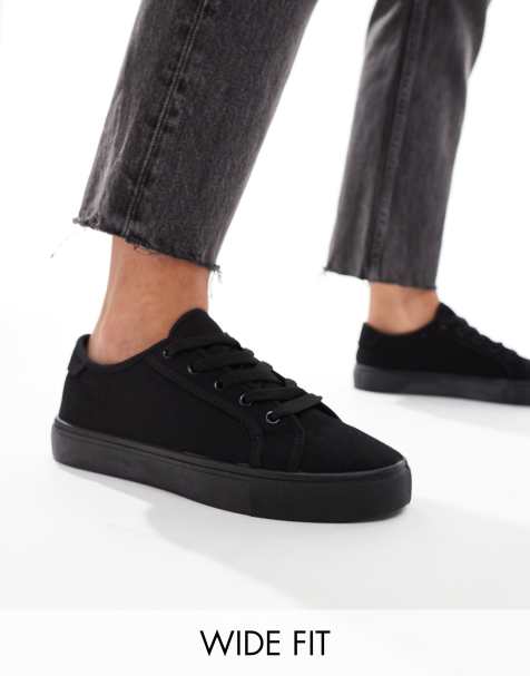Zapatillas de deporte negro uniforme con cordones Dizzy de ASOS DESIGN Wide Fit - view 1